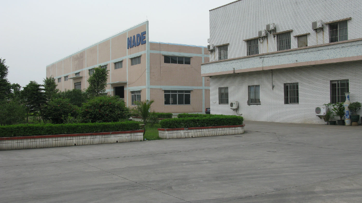 佛真白坭廠房 佛真白坭廠房