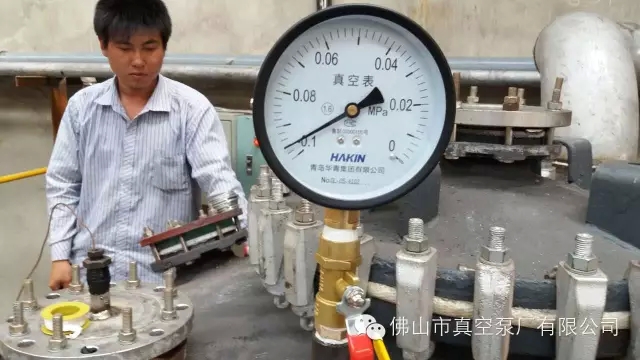 客戶工程師一起現(xiàn)場調(diào)試