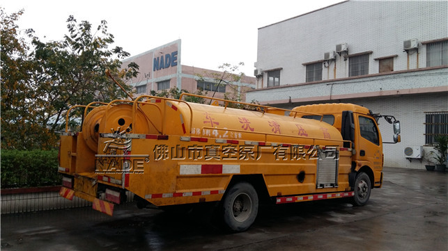 4.2立方高壓清洗車應(yīng)如何選用水環(huán)式真空泵 4.2立方高壓清洗車應(yīng)如何選用水環(huán)式真空泵